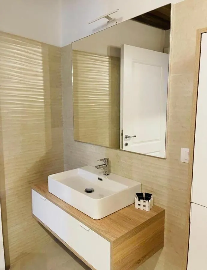 La Torre Di Borgunto - Piazza Grande Apartment Arezzo