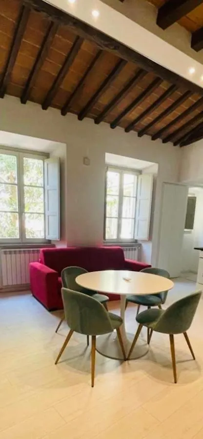 La Torre Di Borgunto - Piazza Grande Apartment Arezzo
