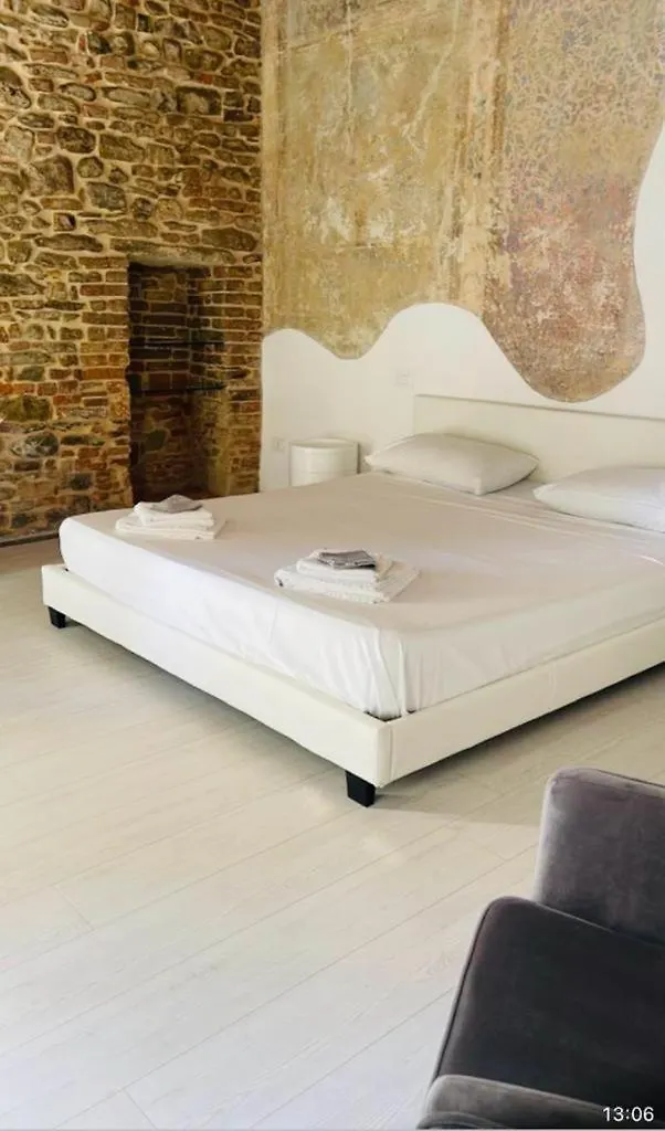 La Torre Di Borgunto - Piazza Grande Apartment Arezzo 0*,  Italy